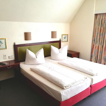 Hotel Krohwinkel Хитфельд Экстерьер фото